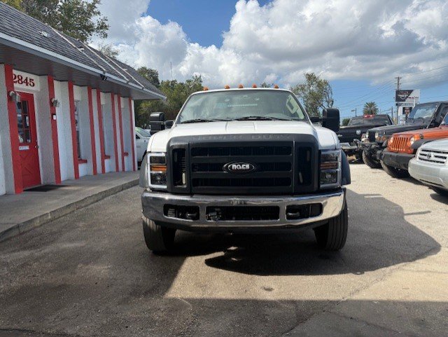 Used 2008 Ford F550 2WD Regular Cab Super Duty image 2