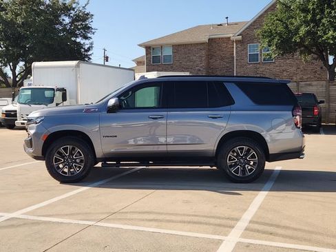 Used 2022 Chevrolet Tahoe Z71 w/ Off-Road Capability Package AWD/4WD image 12