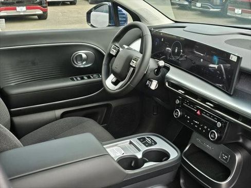 New 2026 Hyundai Ioniq 9 SE AWD/4WD image 10