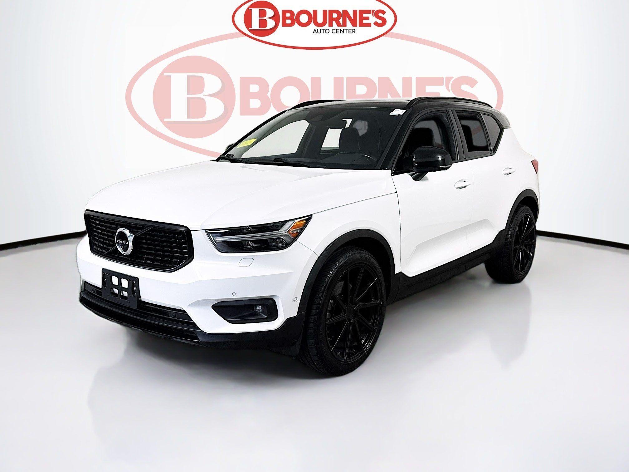 Used 2019 Volvo XC40 T5 R-Design AWD/4WD image 8
