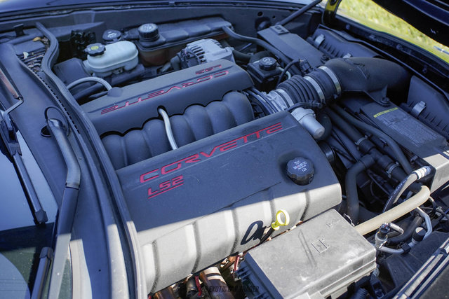Used 2005 Chevrolet Corvette Convertible w/ Preferred Equipment Group RWD image 17