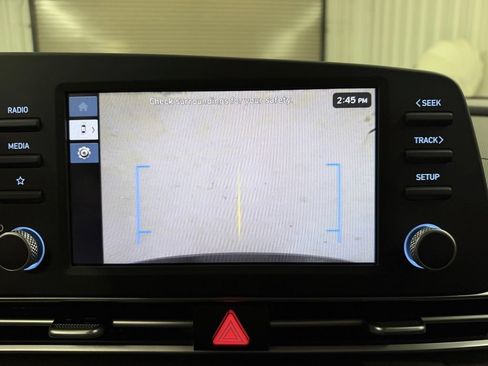 Used 2026 Hyundai Elantra SE FWD image 16