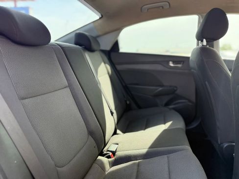 Used 2020 Hyundai Accent SE image 37