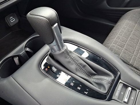 Certified 2023 Honda HR-V LX image 15