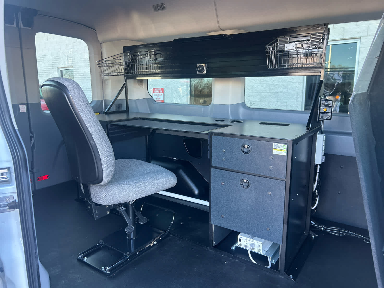 Used 2019 Ford Transit 150 XLT RWD image 23