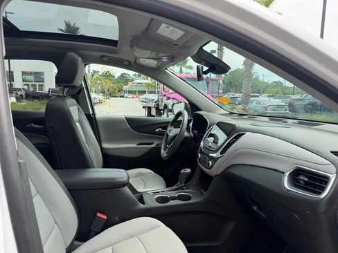Used 2019 Chevrolet Equinox Premier FWD image 12