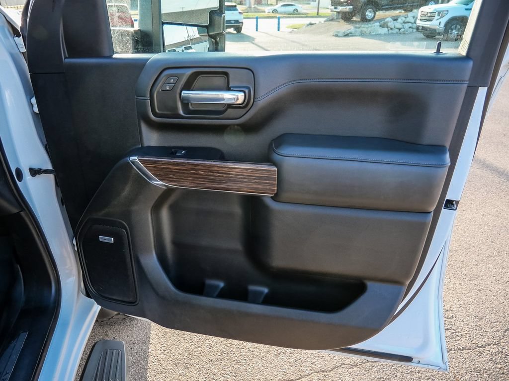 Used 2023 Chevrolet Silverado 2500 High Country w/ Z71 Off-Road Package AWD/4WD image 23