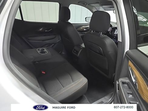 Used 2020 GMC Terrain SLE w/ Driver Convenience Package image 17