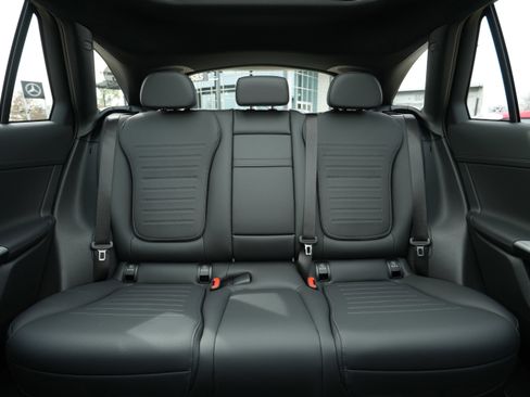New 2026 Mercedes-Benz GLC 300 4MATIC image 33
