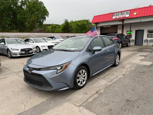 Used 2024 Toyota Corolla LE image 1