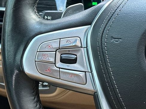 Used 2019 BMW 750i xDrive w/ Executive Package image 26