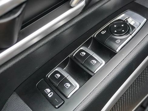 Used 2025 Kia Telluride S AWD/4WD image 16