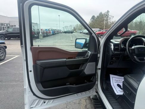 Certified 2023 Ford F150 Lariat AWD/4WD image 11