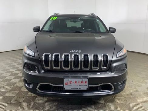 Used 2018 Jeep Cherokee Limited w/ Trailer Tow Group image 4