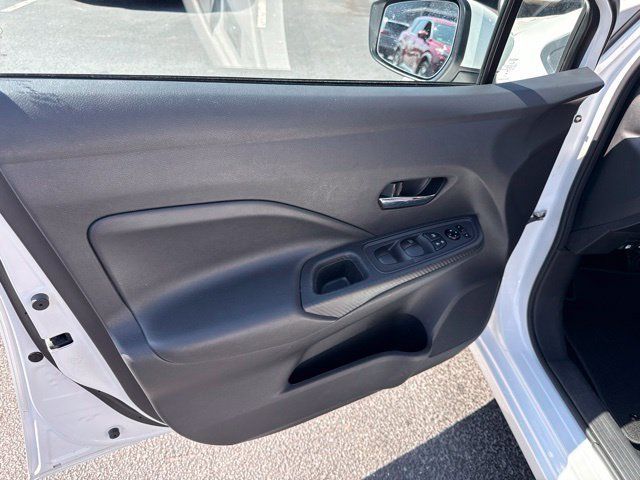 Used 2024 Nissan Versa SV FWD image 13