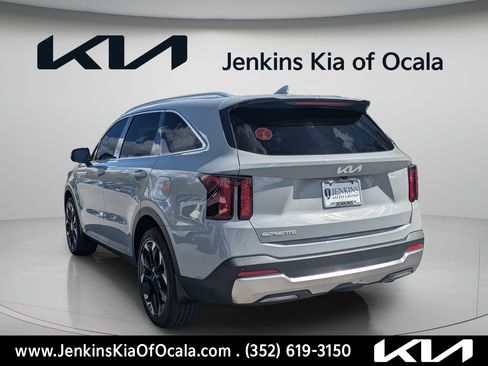 New 2026 Kia Sorento EX w/ EX Premium Package FWD image 5