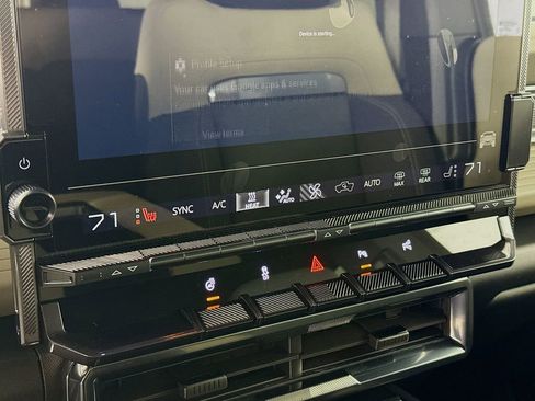 New 2026 GMC Hummer EV SUV image 18