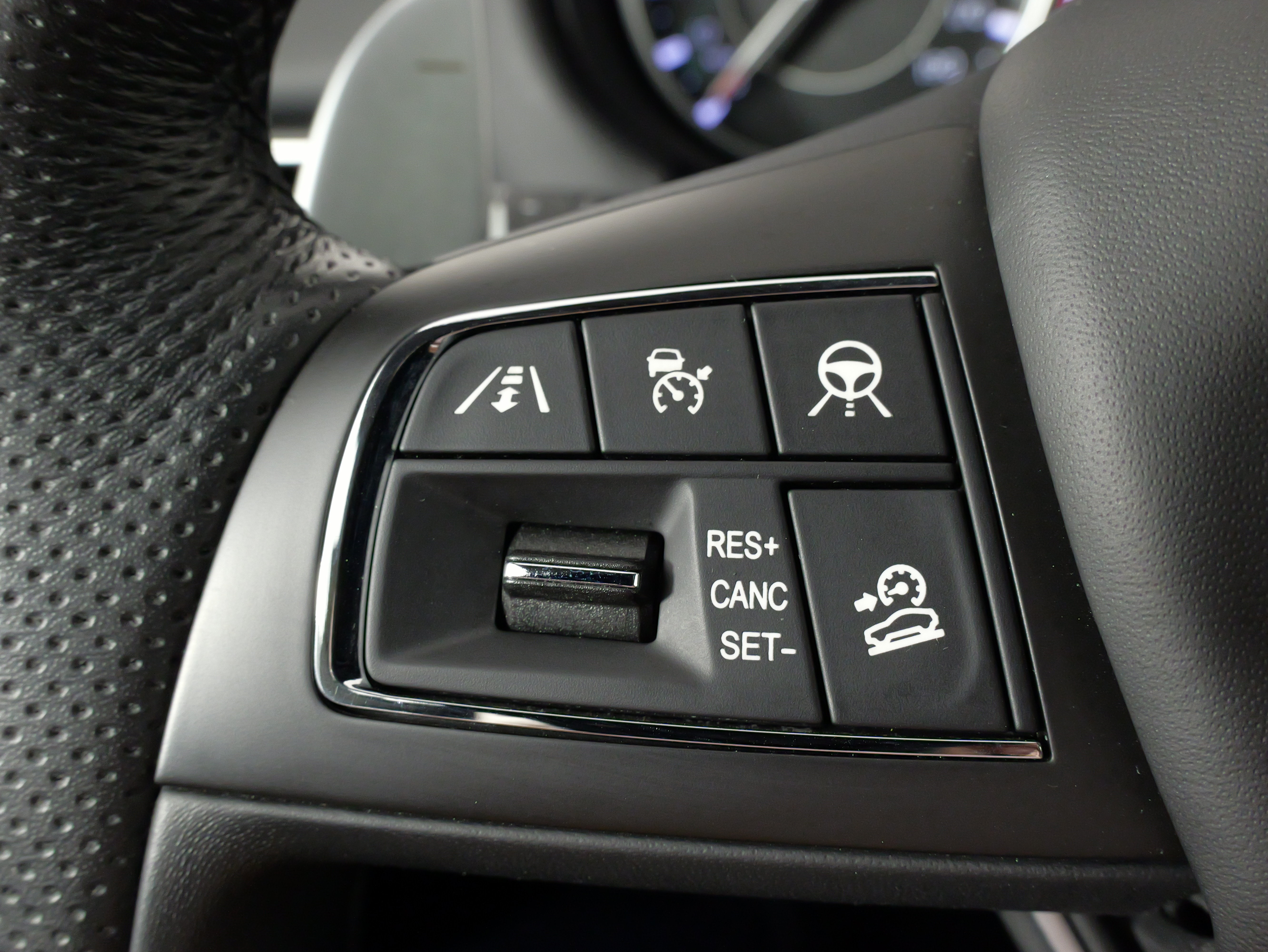 Used 2024 Maserati Levante GT Ultima AWD/4WD image 42
