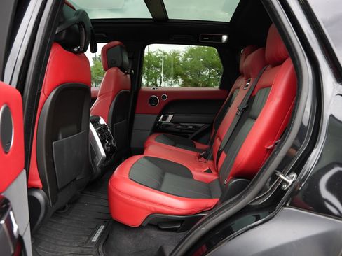 Used 2020 Land Rover Range Rover Sport HST image 19