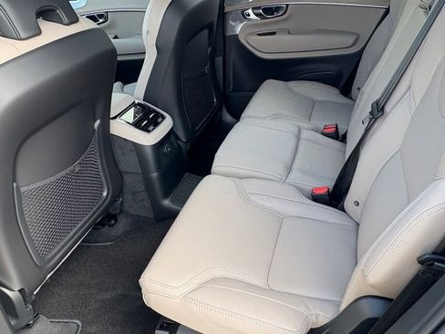 New 2026 Volvo XC90 T8 Ultra w/ Lounge Package AWD/4WD image 23