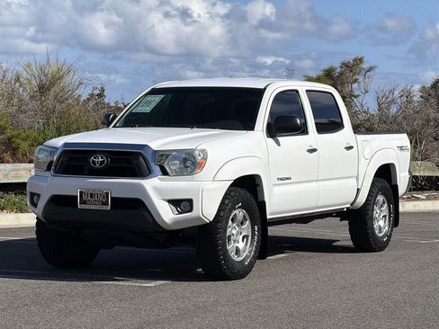 Used 2013 Toyota Tacoma PreRunner RWD image 2