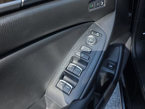 Used 2022 Honda Accord Touring image 18
