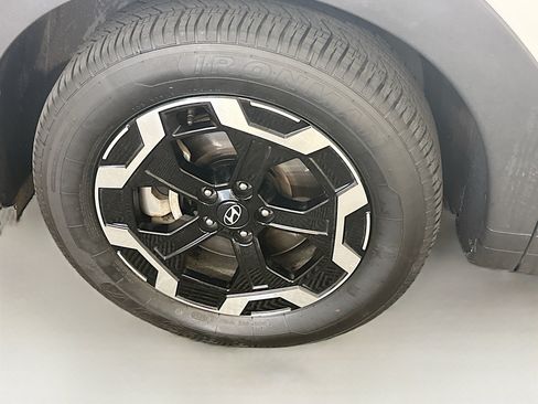 Used 2025 Hyundai Santa Fe SEL AWD/4WD image 37