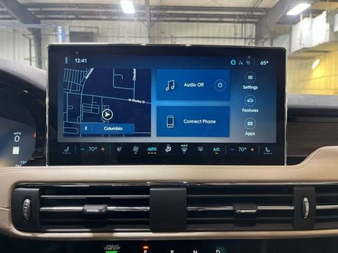 Used 2025 Lincoln Corsair Reserve AWD/4WD image 22