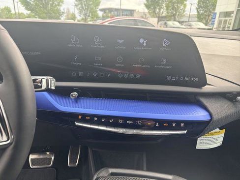 New 2026 Cadillac Optiq V image 14