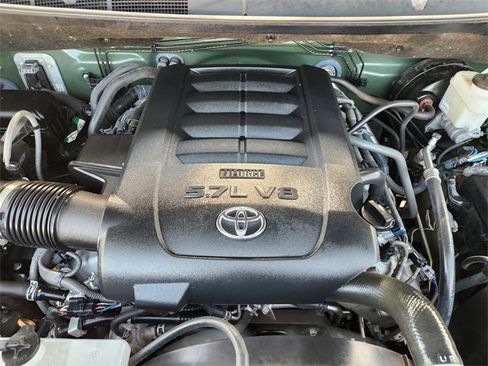 Used 2021 Toyota Tundra Limited w/ Limited Premium Package image 21