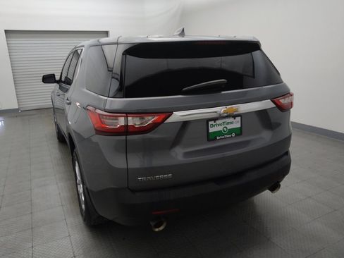 Used 2020 Chevrolet Traverse LS FWD image 6