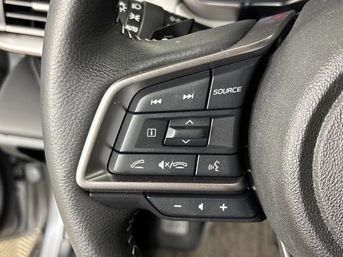 Used 2025 Subaru Outback Limited AWD/4WD image 18
