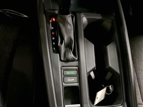 Used 2025 Honda Accord SE image 35