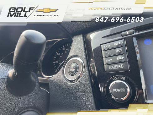 Used 2015 Nissan Rogue SV w/ SV Premium Package AWD/4WD image 18