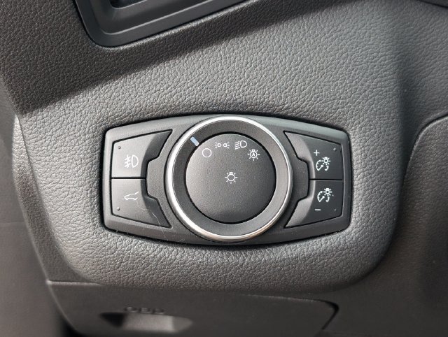 Used 2017 Ford Escape SE FWD image 21