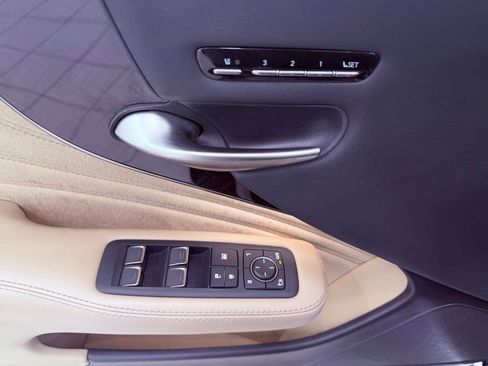 Certified 2021 Lexus LS 500 w/ Interior Upgrade Package RWD image 22