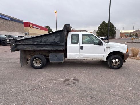 Used 2001 Ford F350 XL image 4
