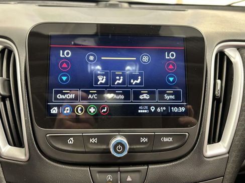 Used 2023 Chevrolet Malibu LT FWD image 15