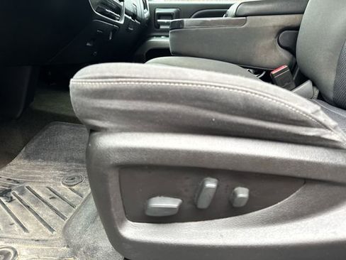 Used 2018 Chevrolet Silverado 1500 LT w/ All Star Edition image 17