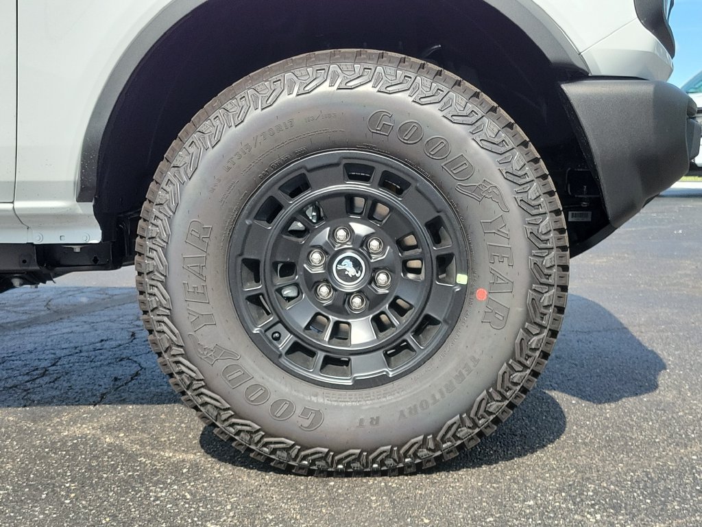 New 2026 Ford Bronco 2-Door w/ Sasquatch Package AWD/4WD image 9