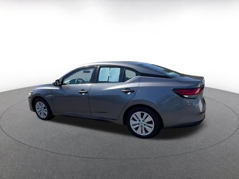 Used 2025 Nissan Sentra S FWD image 10