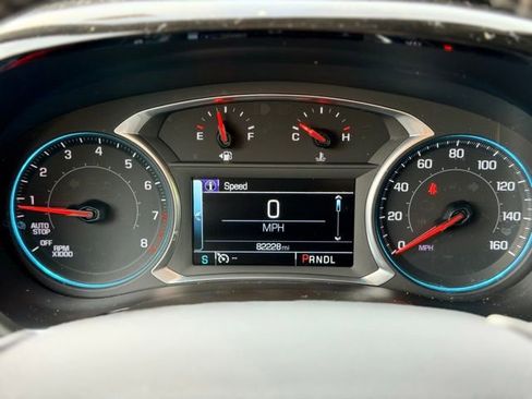 Used 2019 Chevrolet Traverse LT FWD image 8