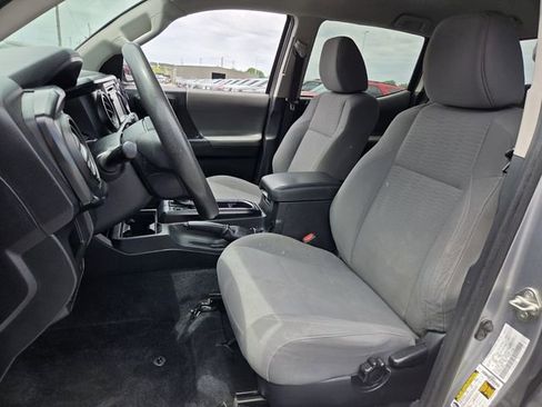 Used 2019 Toyota Tacoma SR RWD image 9