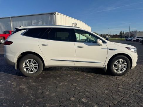 Used 2020 Buick Enclave Essence w/ Sound and Sites Package AWD/4WD image 7