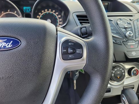 Certified 2019 Ford Fiesta SE image 13
