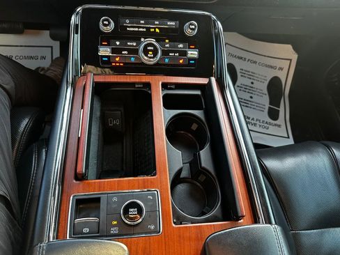 Used 2020 Lincoln Navigator L Reserve w/ Equipment Group 208A Reserve image 62