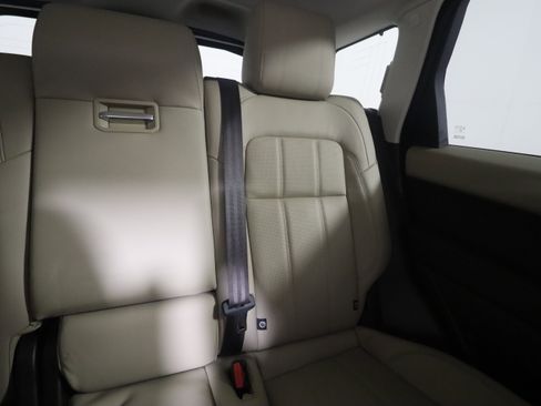 Used 2022 Land Rover Range Rover Sport HSE Silver Edition image 15