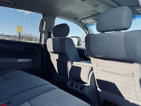 Used 2010 Toyota Tundra 4x4 CrewMax image 20