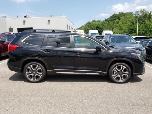 New 2026 Subaru Ascent Limited AWD/4WD image 2
