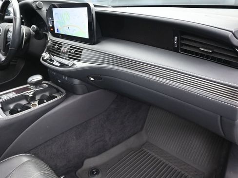 Certified 2024 Lexus LS 500 w/ Interior Upgrade Package RWD image 24